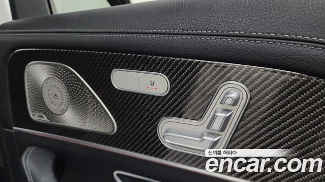 Mercedes-Benz GLE-Class 2023 — ფოტო 19/20