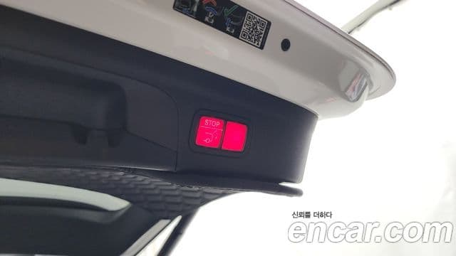Mercedes-Benz GLE-Class 2023 — Photo 4/35