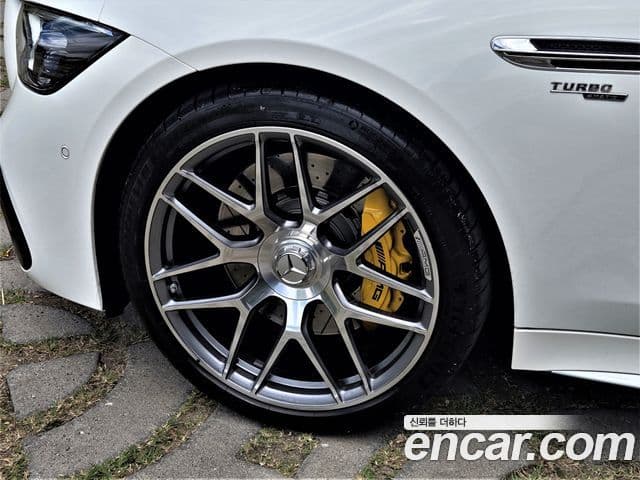 Mercedes-Benz AMG GT 2023 — Photo 2/20