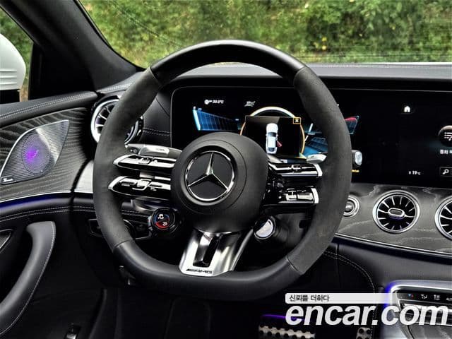 Mercedes-Benz AMG GT 2023 — Photo 10/20