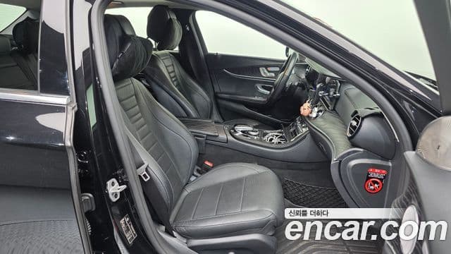 Mercedes-Benz E-Class 2019 — Şəkil 10/20
