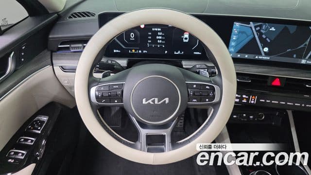 Kia K5 2025 — ფოტო 13/20