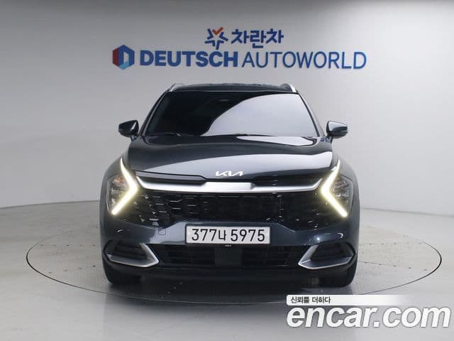 Kia Sportage 2023 — ფოტო 2/20
