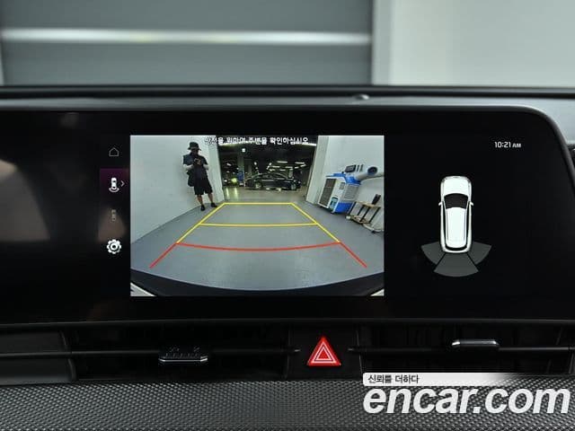Kia Sportage 2023 — ფოტო 14/20
