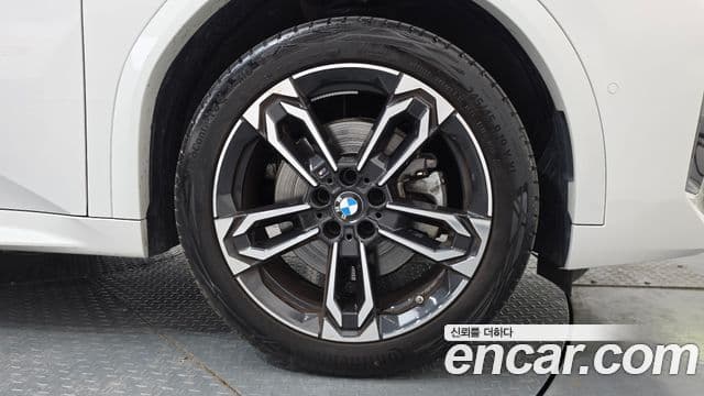 BMW X2 2024 — Photo 21/35