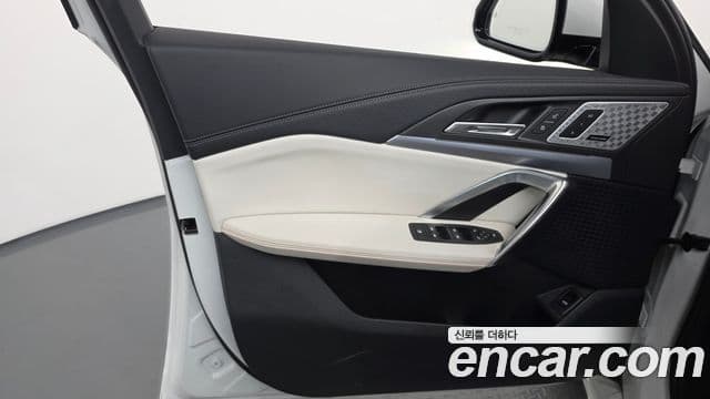 BMW X2 2024 — Photo 29/35