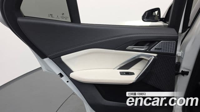 BMW X2 2024 — Photo 2/35