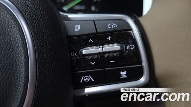 Kia Sorento 2024 — Photo 8/33