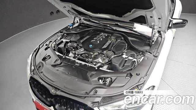 BMW 8 Series 2024 — ფოტო 5/20