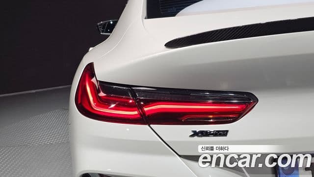 BMW 8 Series 2024 — Photo 34/34