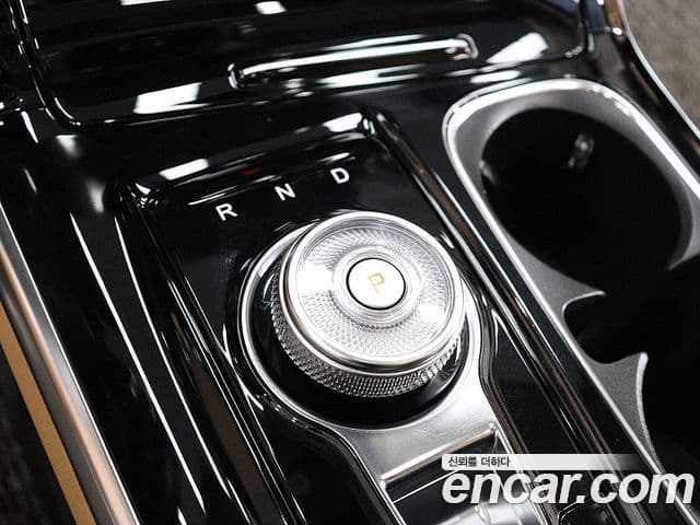 Kia Carnival 2021 — Şəkil 8/20
