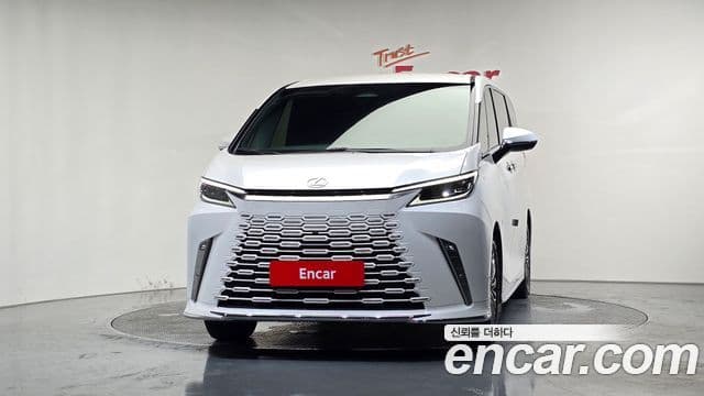 Lexus LM 2024 — ფოტო 17/20
