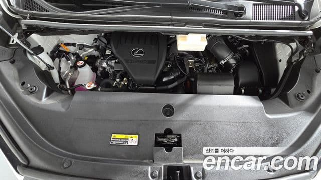 Lexus LM 2024 — ფოტო 13/20