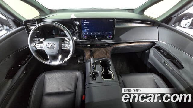 Lexus LM 2024 — ფოტო 9/20