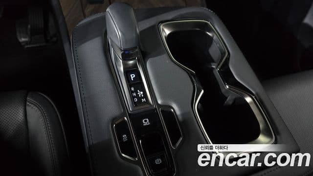 Lexus LM 2024 — ფოტო 18/20