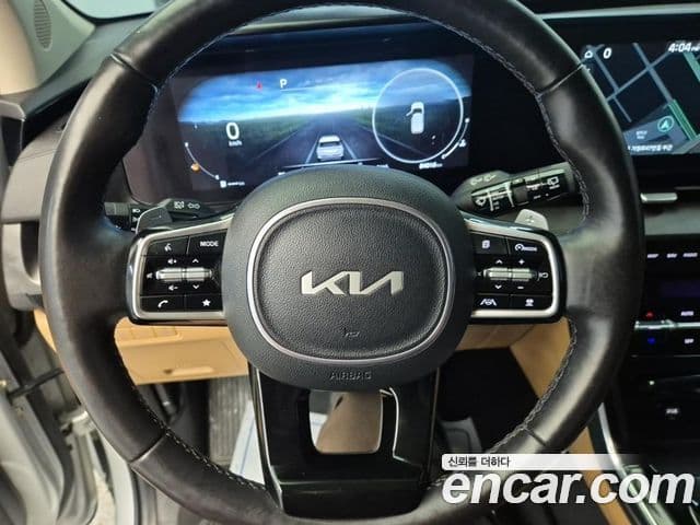 Kia Carnival 2022 — ფოტო 7/18