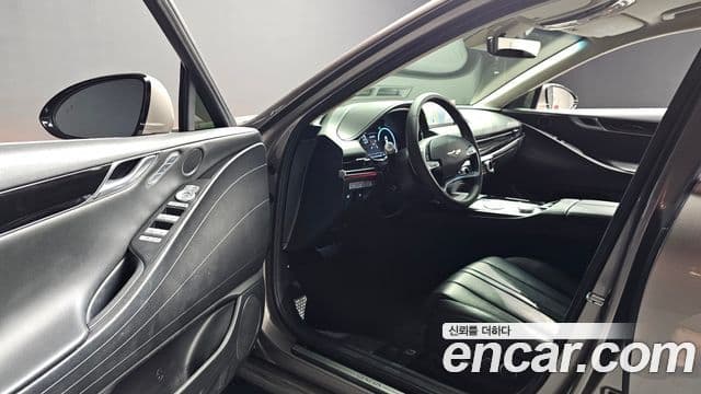 Genesis Electrified G80 2021 — фото 10 из 20
