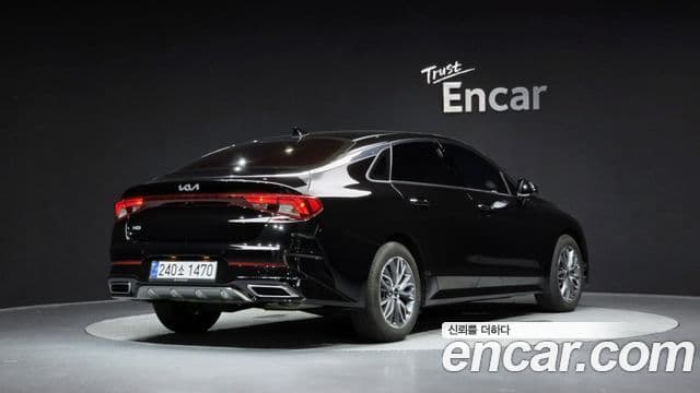 Kia K5 2023 — ფოტო 2/20