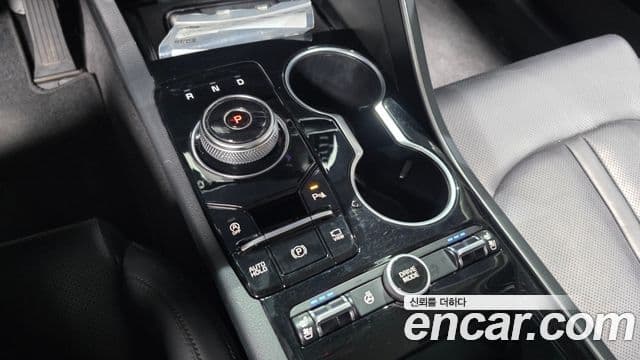 Kia K5 2023 — ფოტო 9/20
