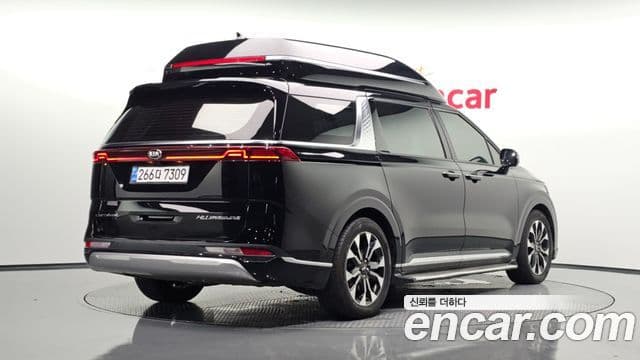 Kia Carnival 2021 — Фото 2/20