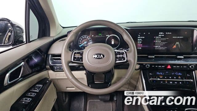 Kia Carnival 2021 — Фото 13/20
