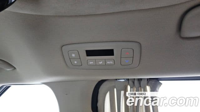 Kia Carnival 2021 — Фото 19/20