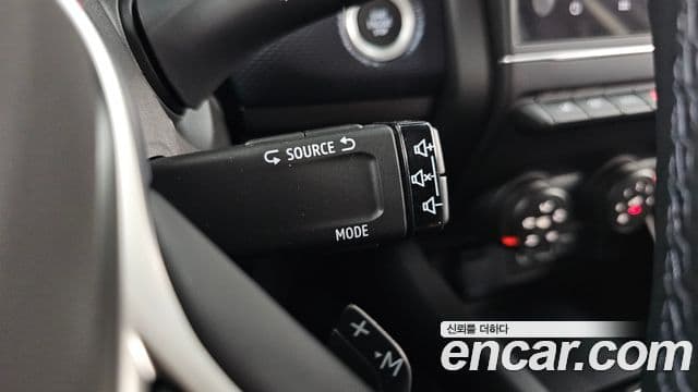 Renault Samsung Arkana 2025 — ფოტო 20/38