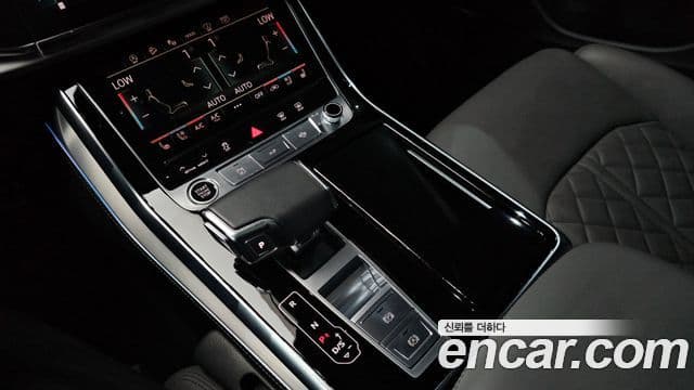 Audi Q7 2022 — ფოტო 9/20
