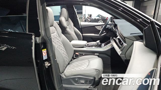 Audi Q7 2022 — ფოტო 12/20