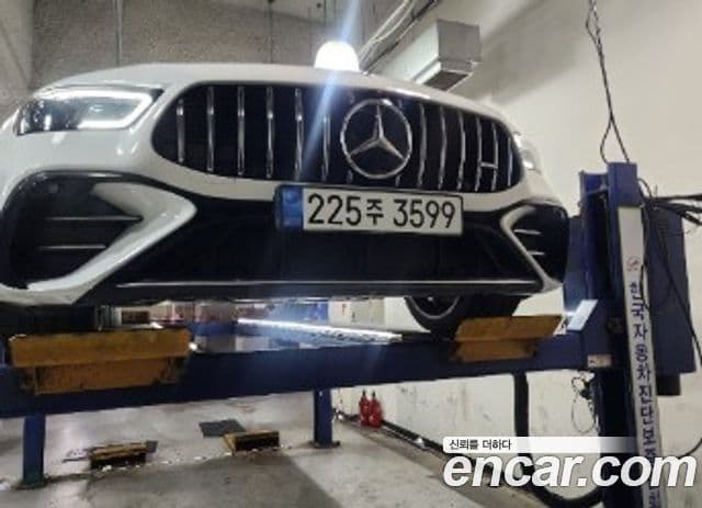 Mercedes-Benz AMG GT 2023 — ფოტო 2/2