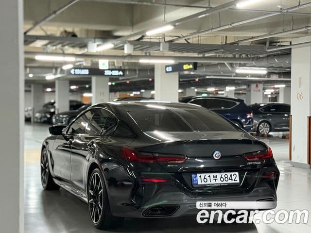 BMW 8 Series 2023 — ფოტო 3/10