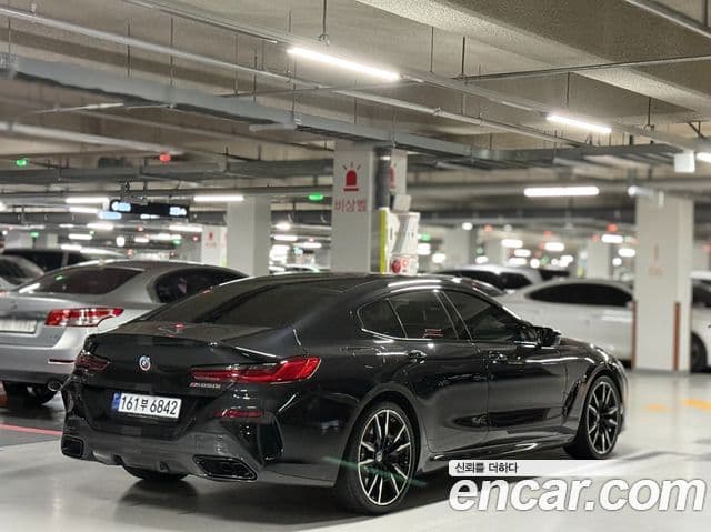 BMW 8 Series 2023 — ფოტო 4/10