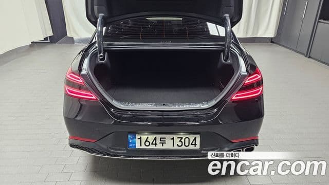 Genesis G70 2022 — Şəkil 17/20