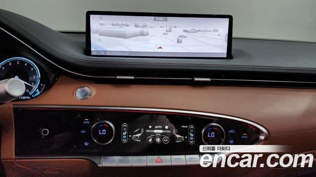 Genesis GV70 2021 — фото 13 из 20