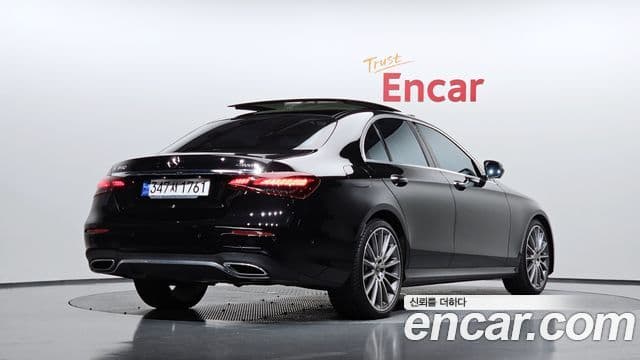 Mercedes-Benz E-Class 2022 — Şəkil 2/20