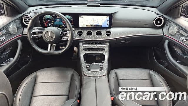 Mercedes-Benz E-Class 2022 — фото 7 из 20