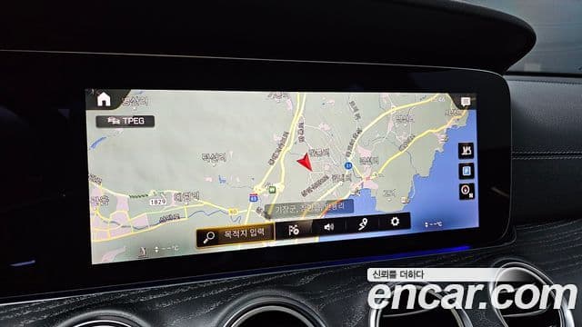 Mercedes-Benz E-Class 2022 — Şəkil 14/20