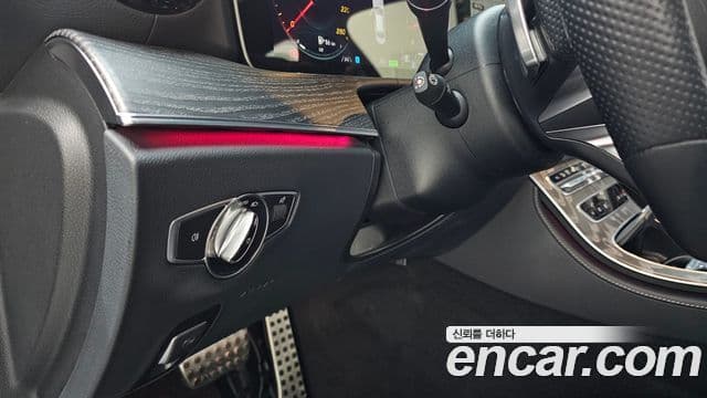 Mercedes-Benz E-Class 2022 — Şəkil 17/20