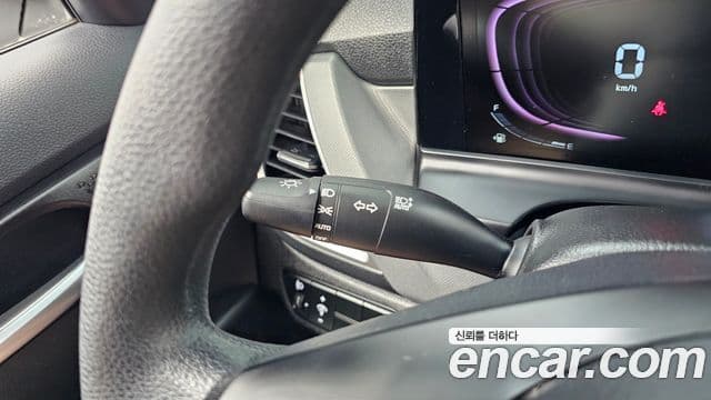 Kia Seltos 2023 — ფოტო 18/20