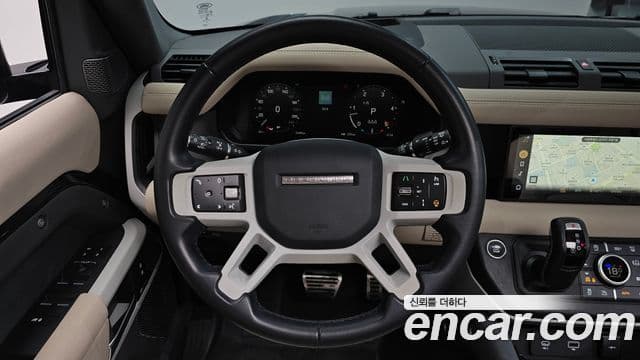 Land Rover Defender 2022 — Фото 13/20