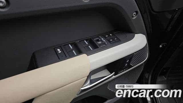 Land Rover Defender 2022 — Фото 18/20