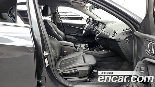 BMW 1 Series 2021 — ფოტო 11/20