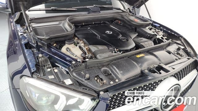 Mercedes-Benz GLE-Class 2021 — Şəkil 6/20