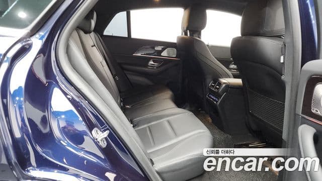 Mercedes-Benz GLE-Class 2021 — Şəkil 11/20