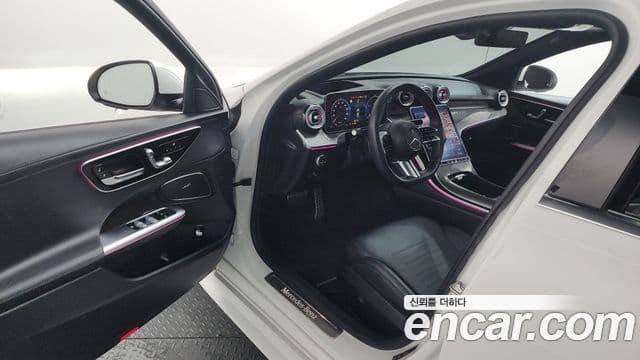 Mercedes-Benz C-Class 2023 — фото 10 из 20