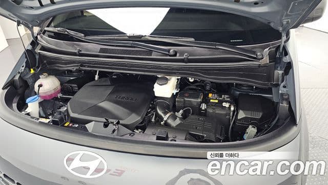 Hyundai Staria 2024 — фото 6 из 20