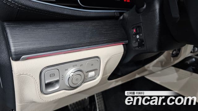 Mercedes-Benz GLS-Class 2023 — Şəkil 19/20