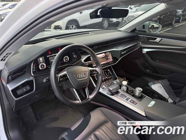 Audi A6 2022 — фото 9 из 14