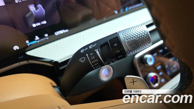 Genesis GV80 2024 — Photo 28/38