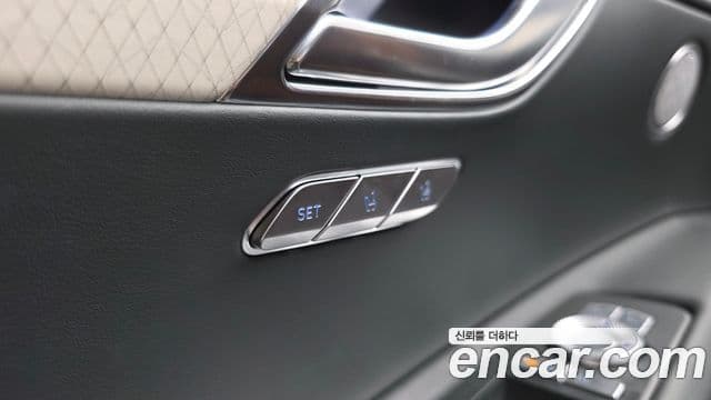 Genesis GV80 2024 — Photo 32/38
